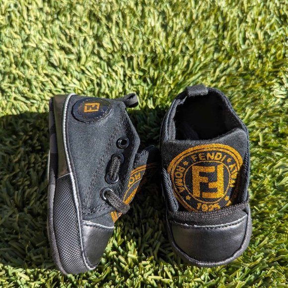 Black and Gold Soft Bottom Baby Shoes - Picture 4 of 7